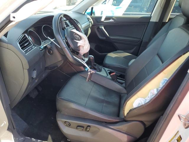 3VV3B7AX7KM033011 - 2019 VOLKSWAGEN TIGUAN SE Weiß Foto 7