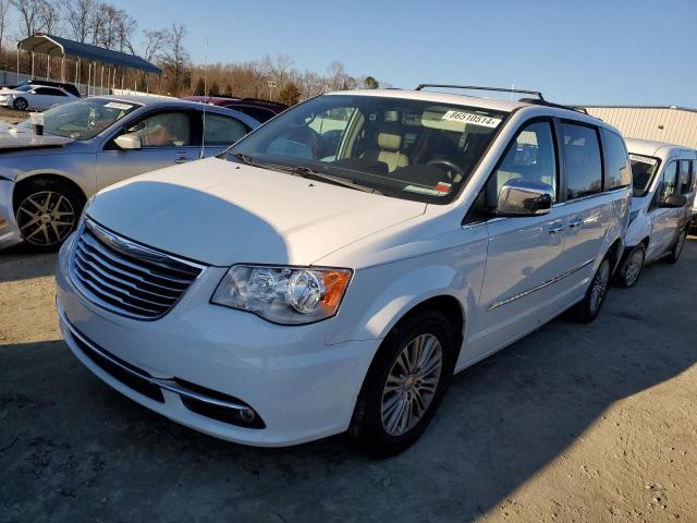 2C4RC1CG4GR200666 - 2016 CHRYSLER TOWN & COU TOURING L WHITE photo 1