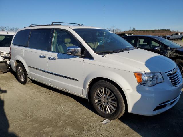 2C4RC1CG4GR200666 - 2016 CHRYSLER TOWN & COU TOURING L WHITE photo 4