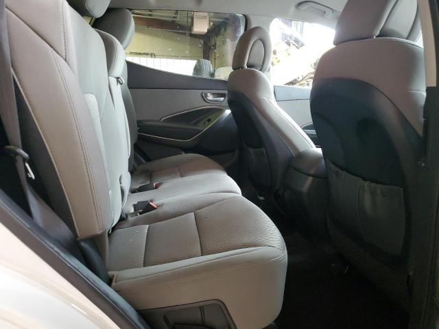 5XYZTDLB0HG392485 - 2017 HYUNDAI SANTA FE S თეთრი ფოტო 11