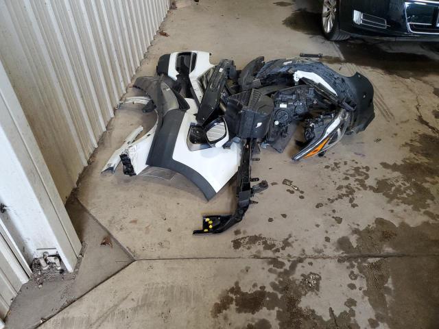 5XYZTDLB0HG392485 - 2017 HYUNDAI SANTA FE S თეთრი ფოტო 13