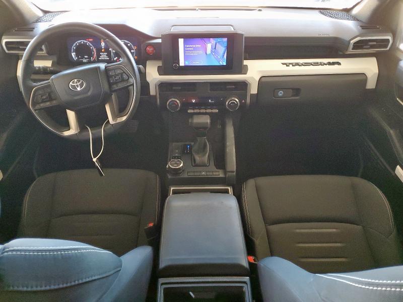 3TMLB5JN3RM035169 - 2024 TOYOTA TACOMA DOUBLE CAB Сірий фото 8