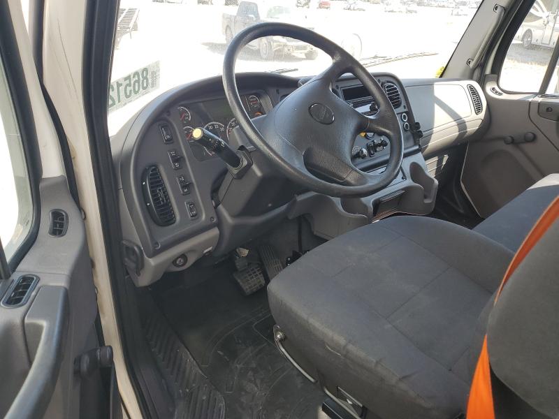 3ALACWFC2MDMP1942 - 2021 FREIGHTLINER M2 106 MEDIUM DUTY WHITE photo 8