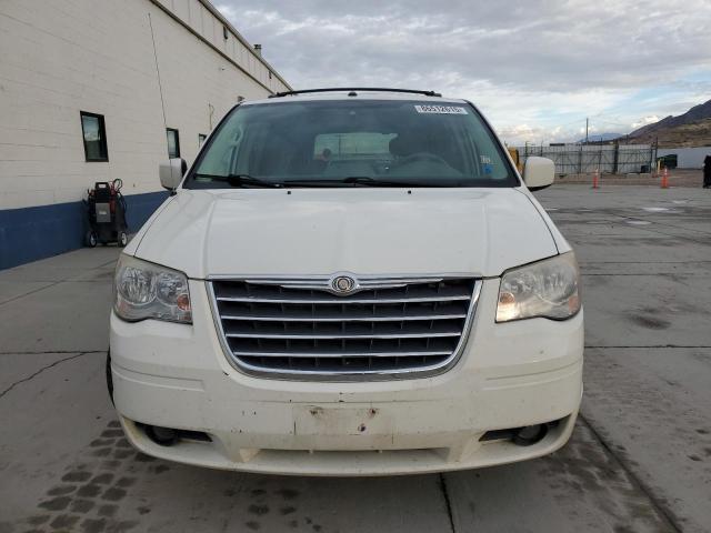 2A8HR54P98R735793 - 2008 CHRYSLER TOWN & COUNTRY TOURING თეთრი ფოტო 5