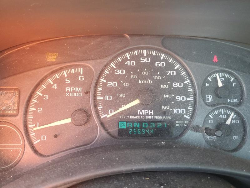 1GCEC14W6YE277882 - 2000 CHEVROLET SILVERADO C1500 白色 照片 9