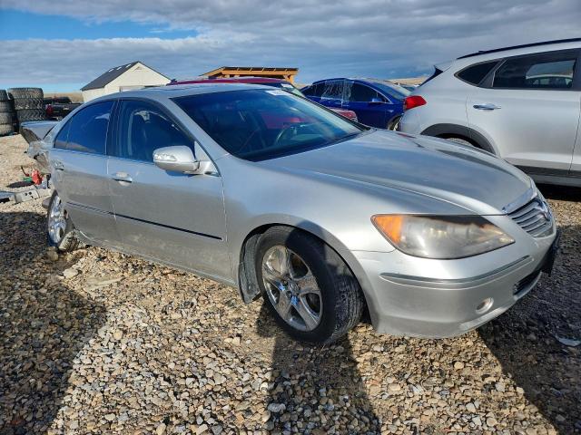 JH4KB16545C018016 - 2005 ACURA RL SILVER photo 4