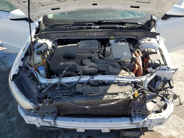 3FA6P0LU0KR220977 - 2019 FORD FUSION SE Blanc photo 11