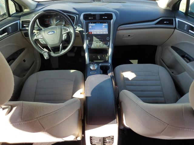 3FA6P0LU0KR220977 - 2019 FORD FUSION SE Blanc photo 8