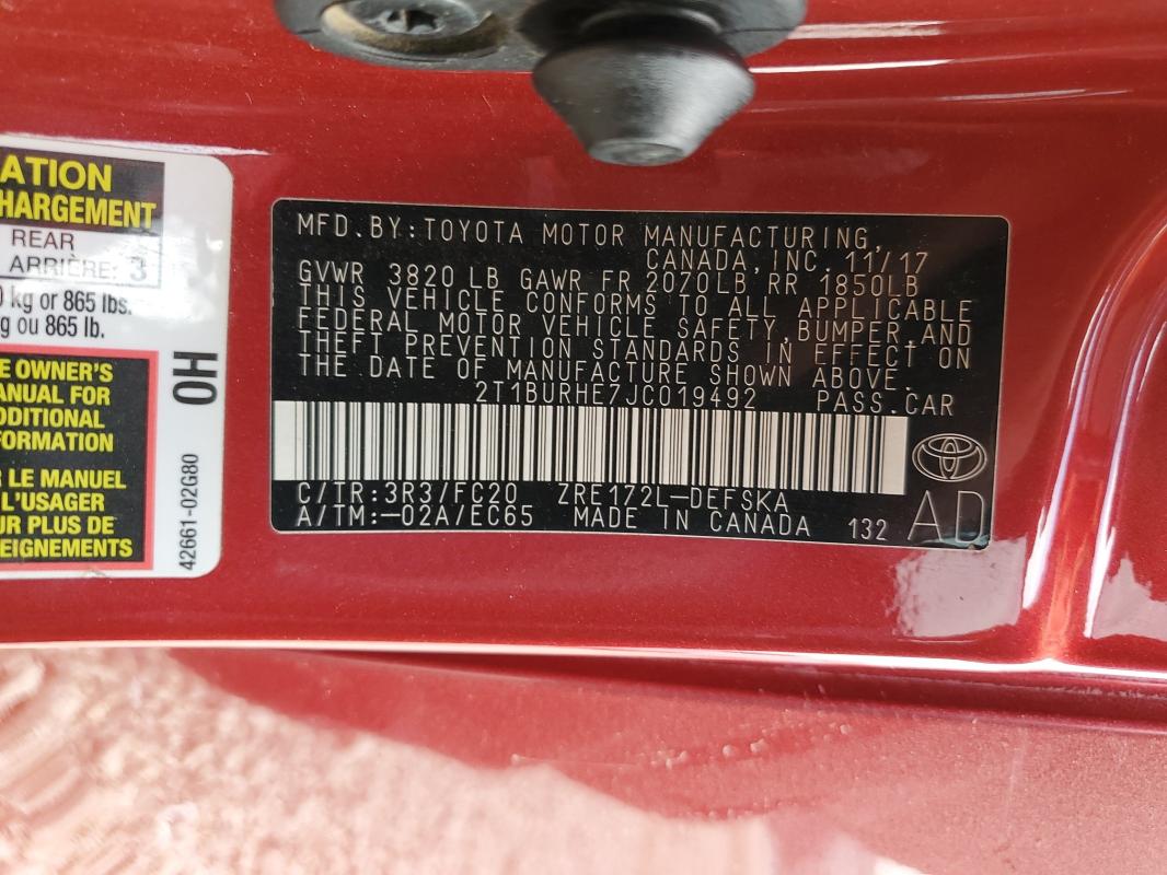 2T1BURHE7JC019492 - 2018 TOYOTA COROLLA L RED photo 12