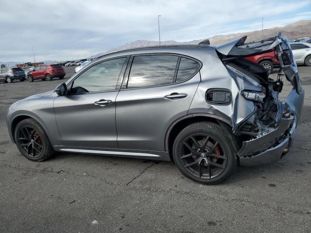 ZASPAKBN9M7D13617 - 2021 ALFA ROMEO STELVIO TI GRAY photo 2