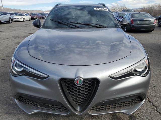 ZASPAKBN9M7D13617 - 2021 ALFA ROMEO STELVIO TI GRAY photo 5
