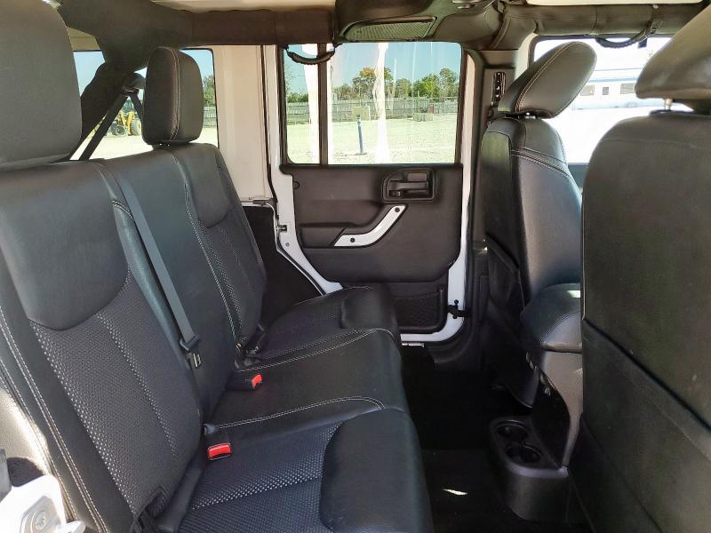 1C4BJWEG5FL607923 - 2015 JEEP WRANGLER U SAHARA WHITE photo 11