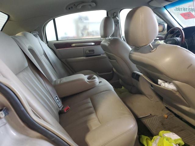 1LNHM82W63Y685274 - 2003 LINCOLN TOWN CAR SIGNATURE ذهبي صورة 10