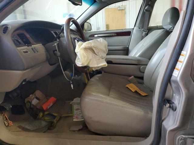 1LNHM82W63Y685274 - 2003 LINCOLN TOWN CAR SIGNATURE ذهبي صورة 7