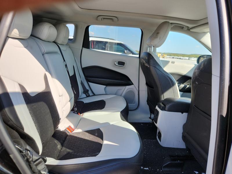 3C4NJCBB7LT252659 - 2020 JEEP COMPASS LATITUDE BLACK photo 11