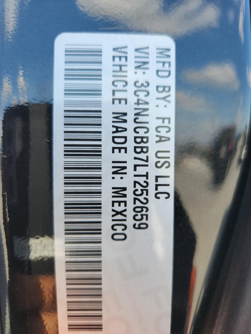 3C4NJCBB7LT252659 - 2020 JEEP COMPASS LATITUDE BLACK photo 14