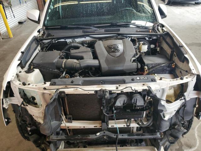 3TMAZ5CN8HM030774 - 2017 TOYOTA TACOMA DOUBLE CAB WHITE photo 11