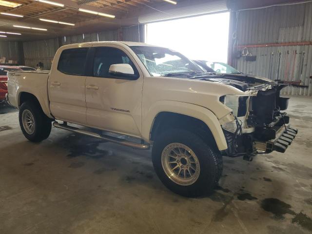 3TMAZ5CN8HM030774 - 2017 TOYOTA TACOMA DOUBLE CAB WHITE photo 4