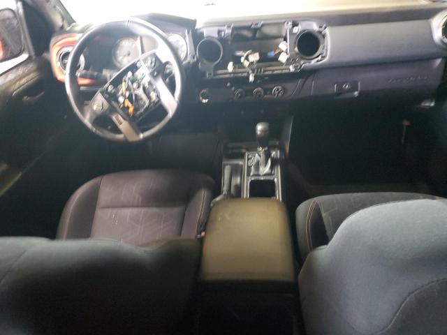 3TMAZ5CN8HM030774 - 2017 TOYOTA TACOMA DOUBLE CAB WHITE photo 8