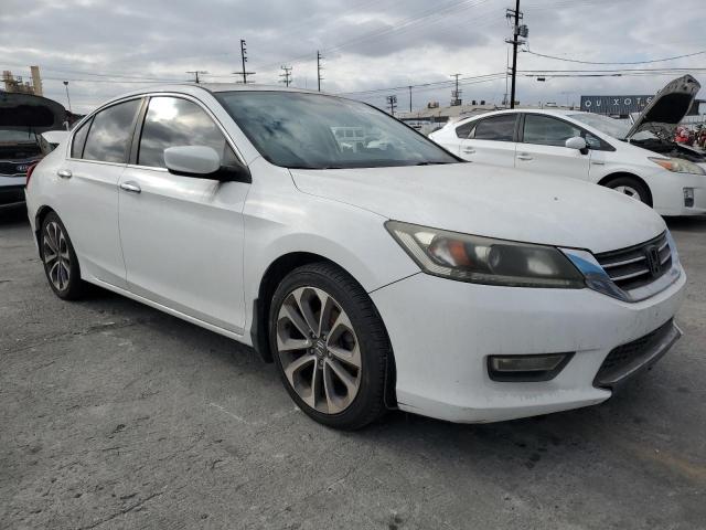 1HGCR2F50DA111814 - 2013 HONDA ACCORD SPORT WHITE photo 4