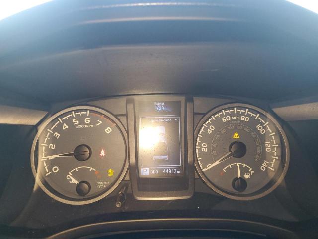 3TMAZ5CN6JM063620 - 2018 TOYOTA TACOMA DOUBLE CAB Gri fotoğraf 9