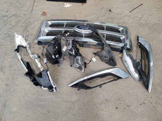 1FMCU9DG2AKB49041 - 2010 FORD ESCAPE XLT GRAY photo 13