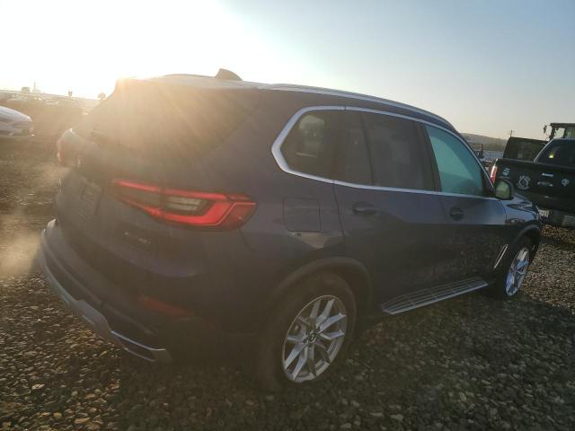 5UXCR6C56KLK86837 - 2019 BMW X5 XDRIVE40I BLUE photo 3