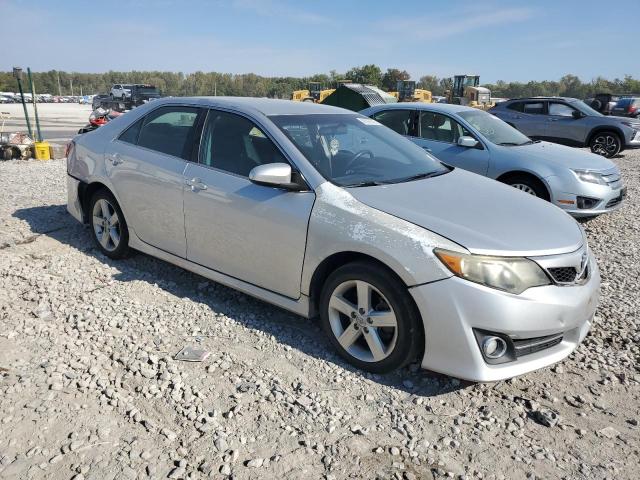4T1BF1FK3DU279718 - 2013 TOYOTA CAMRY L SILVER photo 4