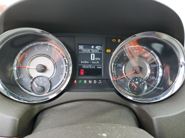 2A4RR8DG8BR683958 - 2011 CHRYSLER TOWN & COU TOURING L RED photo 9