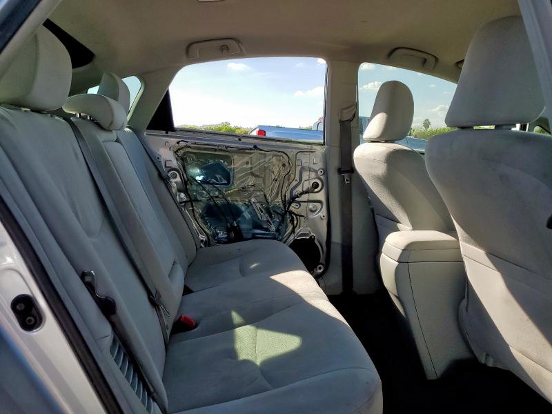 JTDKN3DU0C5507576 - 2012 TOYOTA PRIUS SILVER photo 10
