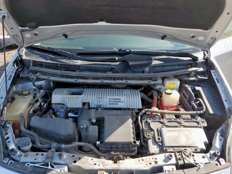 JTDKN3DU0C5507576 - 2012 TOYOTA PRIUS SILVER photo 11