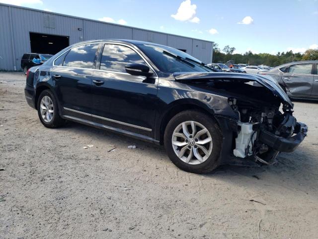 1VWAS7A36GC048639 - 2016 VOLKSWAGEN PASSAT S Черный фото 4