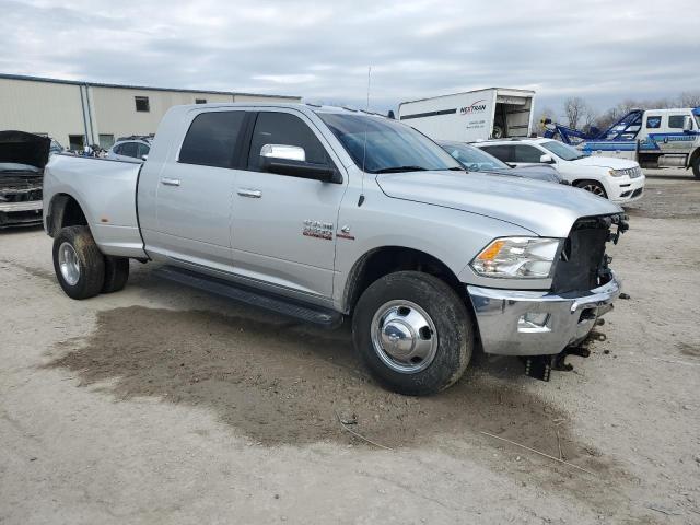 3C63RRLL7JG114126 - 2018 RAM 3500 SLT SILVER photo 4