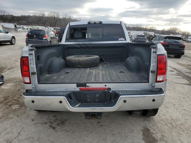 3C63RRLL7JG114126 - 2018 RAM 3500 SLT SILVER photo 6