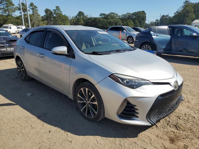 5YFBURHE7HP617429 - 2017 TOYOTA COROLLA L ვერცხლისფერი ფოტო 4