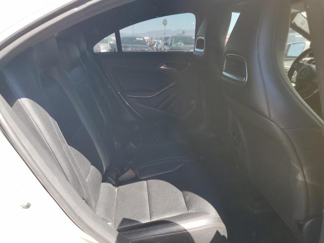 WDDSJ4EB8FN198268 - 2015 MERCEDES-BENZ CLA 250 白色 照片 10