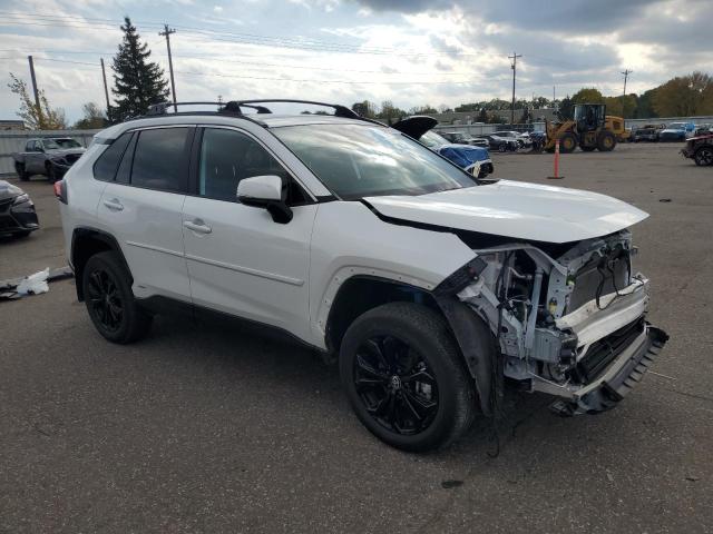 4T3T6RFV7SU176335 - 2025 TOYOTA RAV4 SE WHITE photo 4