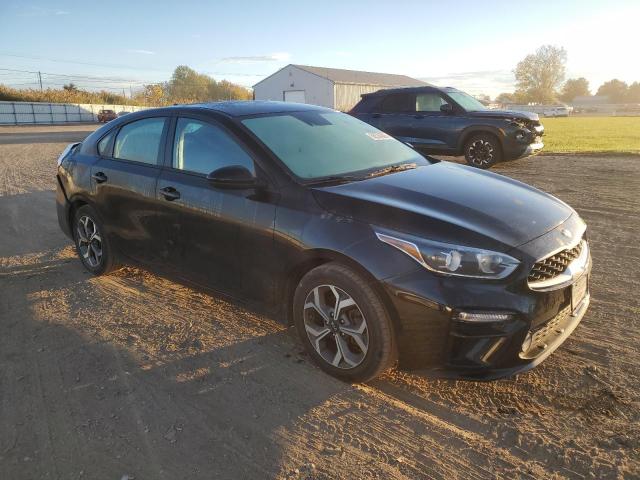 3KPF24AD6KE064115 - 2019 KIA FORTE FE Schwarz Foto 4
