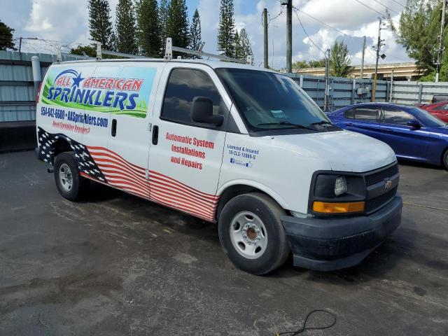 1GCWGAFFXH1326661 - 2017 CHEVROLET EXPRESS G2 WHITE photo 4