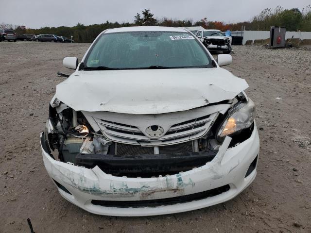 2T1BU4EE6DC957172 - 2013 TOYOTA COROLLA BASE أبيض صورة 5
