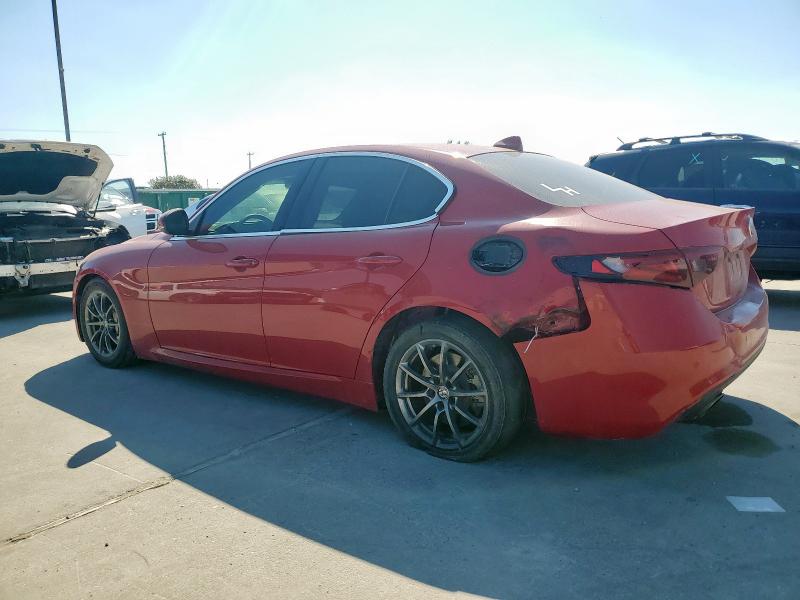 ZARFAEBN5J7581801 - 2018 ALFA ROMEO GIULIA 红色 照片 2
