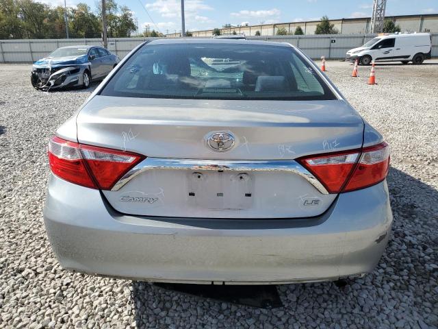 4T4BF1FK5GR584339 - 2016 TOYOTA CAMRY LE SILVER photo 6