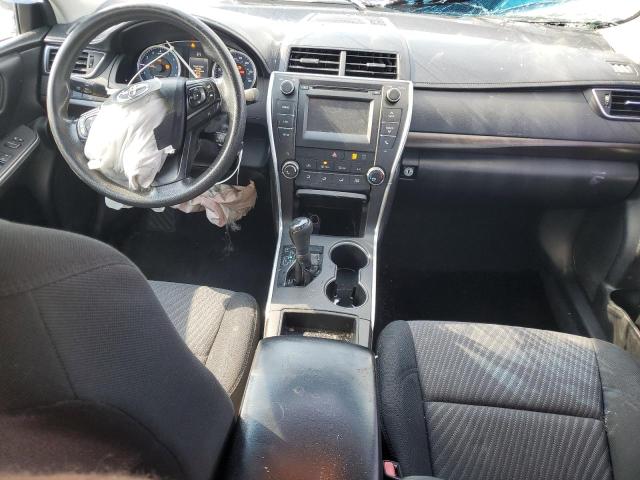 4T4BF1FK5GR584339 - 2016 TOYOTA CAMRY LE SILVER photo 8