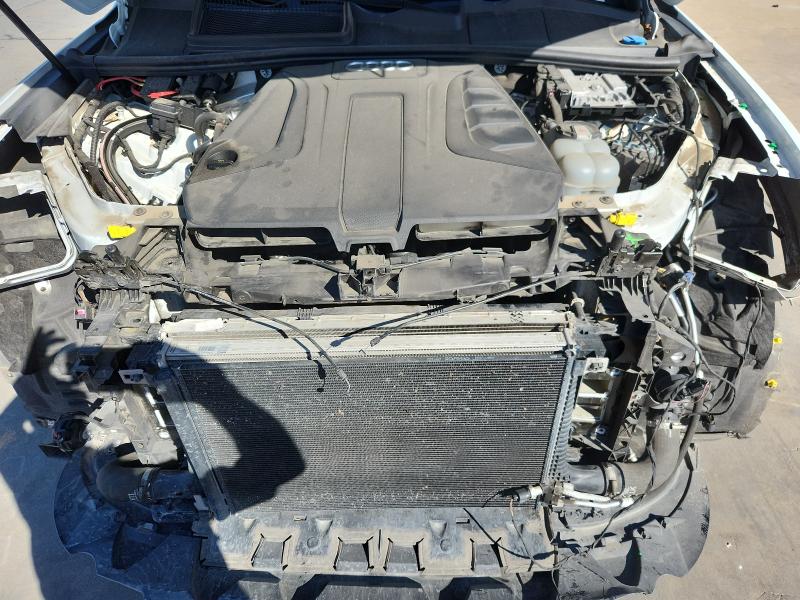 WA1LHAF7XHD059832 - 2017 AUDI Q7 PREMIUM PLUS Белый фото 12