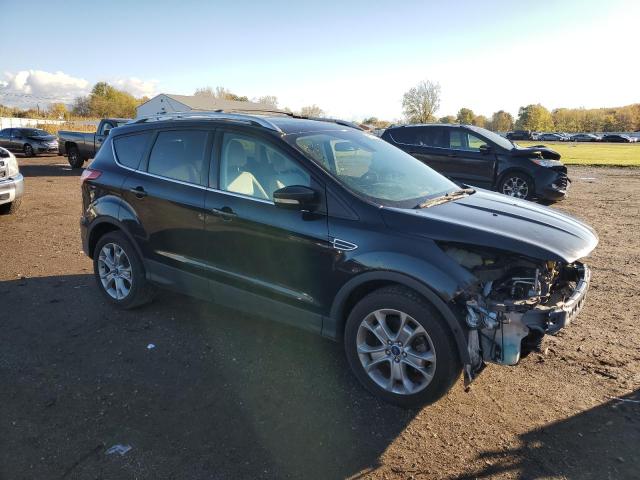 1FMCU9J97EUE19364 - 2014 FORD ESCAPE TITANIUM შავი ფოტო 4