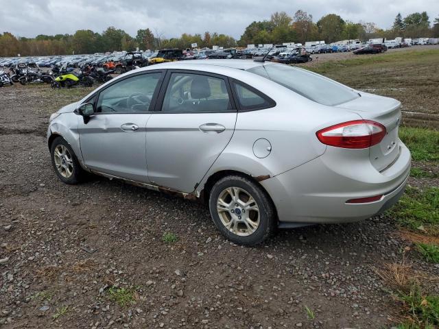 3FADP4BJ4GM201715 - 2016 FORD FIESTA SE SILVER photo 2