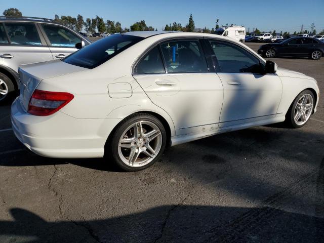WDDGF54X18F166415 - 2008 MERCEDES-BENZ C 300 WHITE photo 3