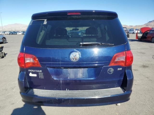 2C4RVABG6ER134498 - 2014 VOLKSWAGEN ROUTAN SE BLUE photo 6