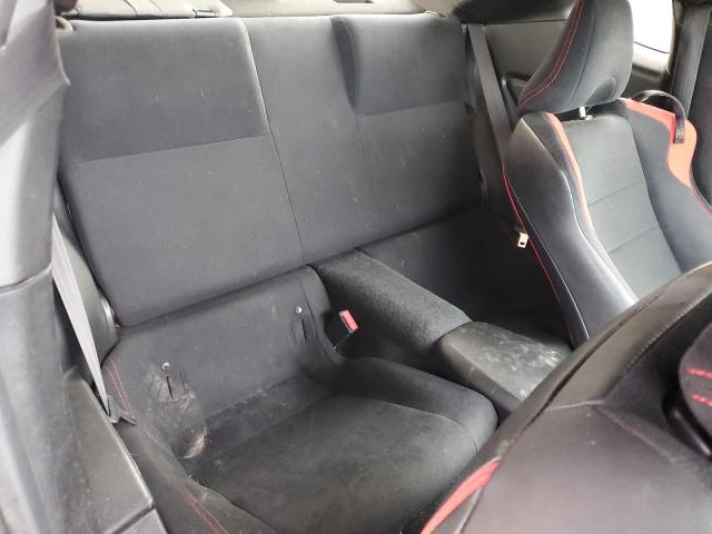 JF1ZNAA1XD2721917 - 2013 TOYOTA SCION FR-S WHITE photo 10