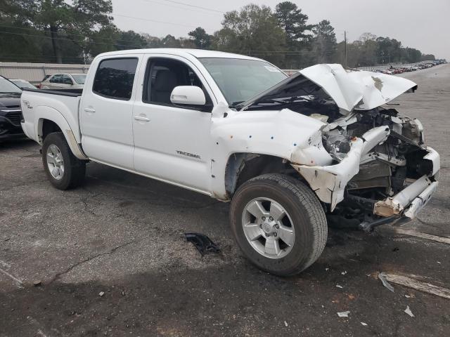 5TFJU4GN9CX021796 - 2012 TOYOTA TACOMA DOUBLE CAB PRERUNNER WHITE photo 4